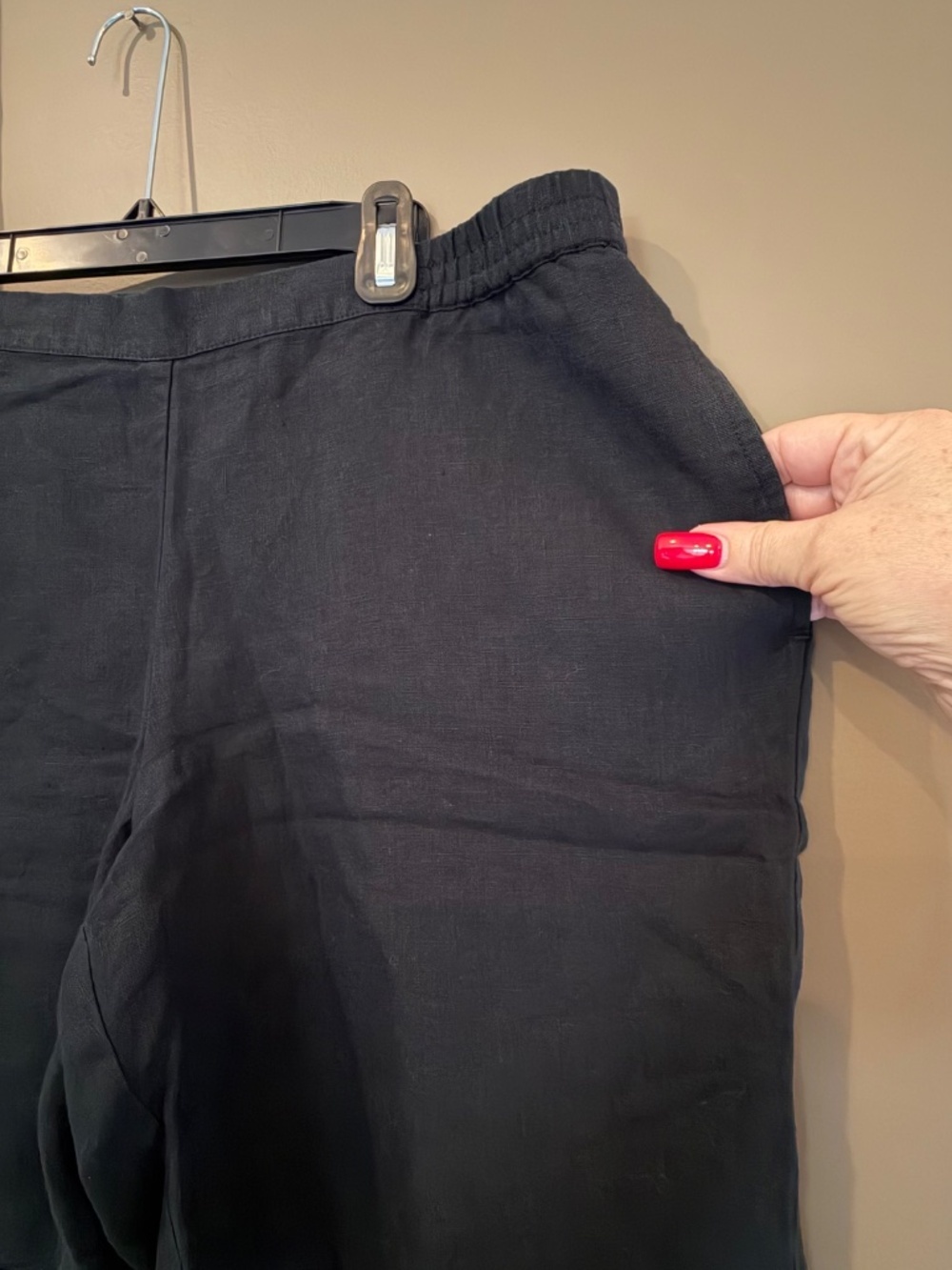 J. Jill Love Linen Bermuda Black Linen Shorts, Vacation, Summer, Size Large - Picture 2 of 10